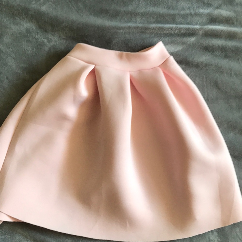 Pink skirt!